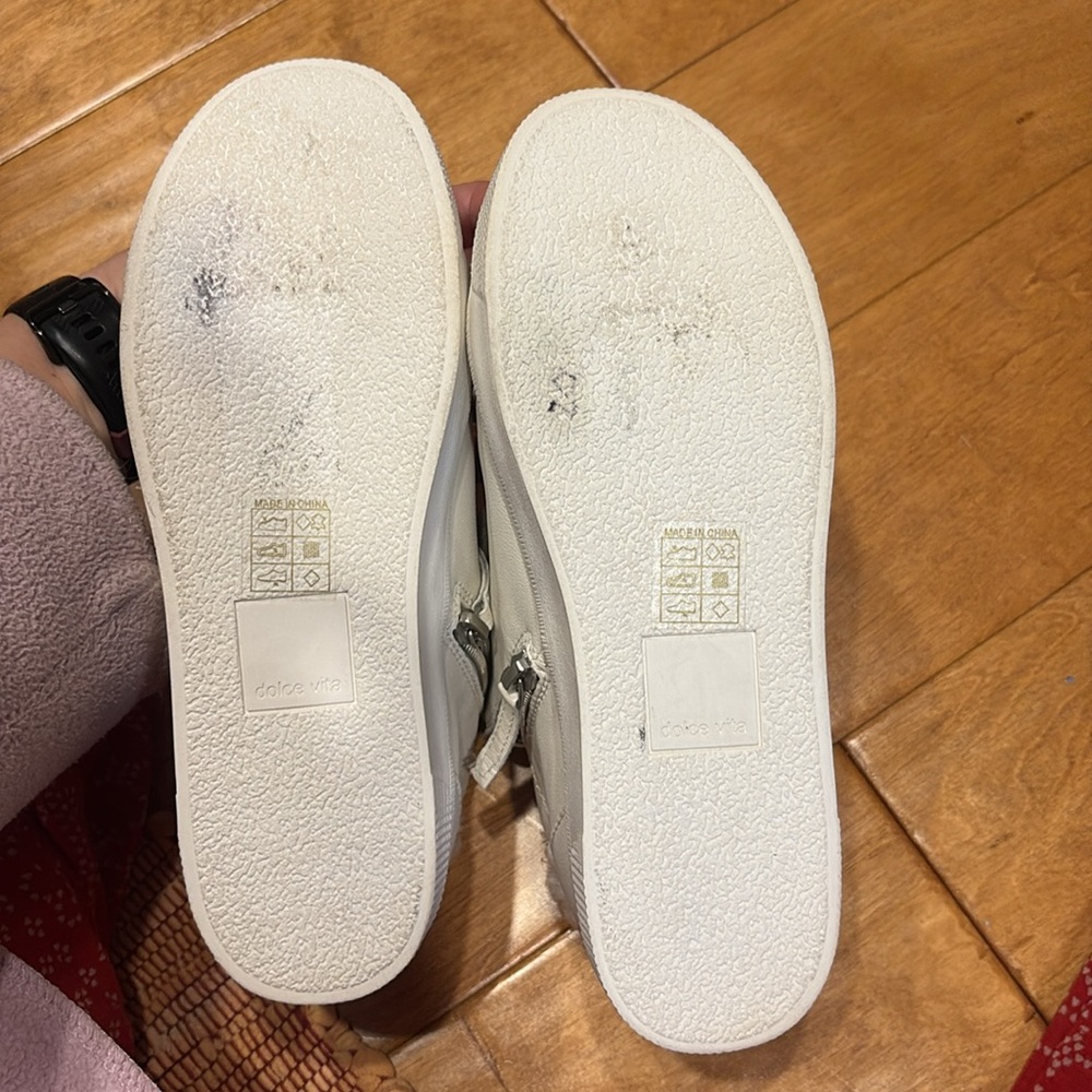 Dolce Vita high top sneakers - Picture 9 of 9